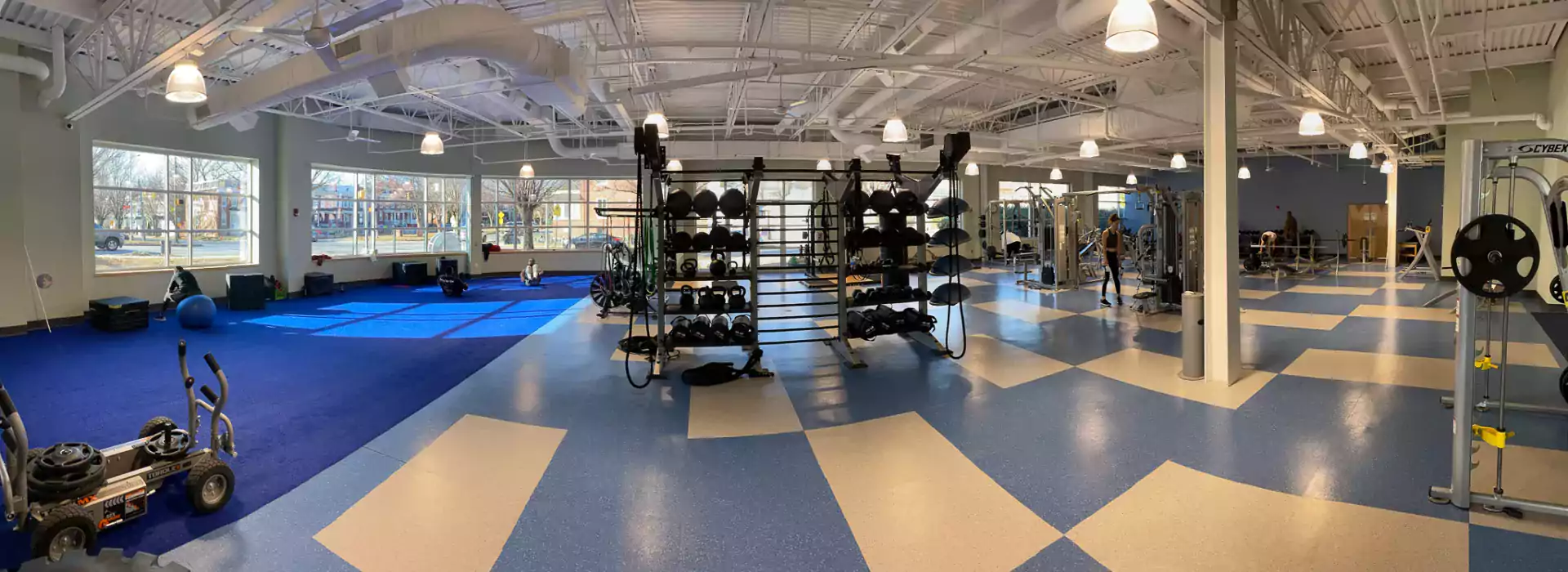 Weinberg Y weight room